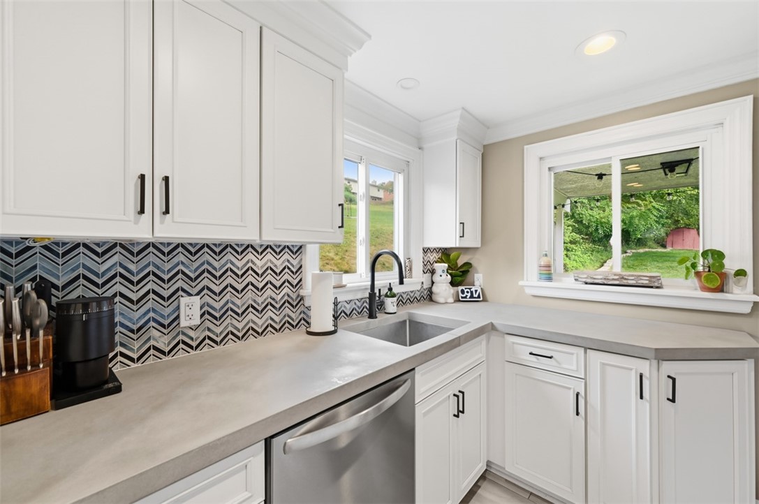 2228 Superior St.