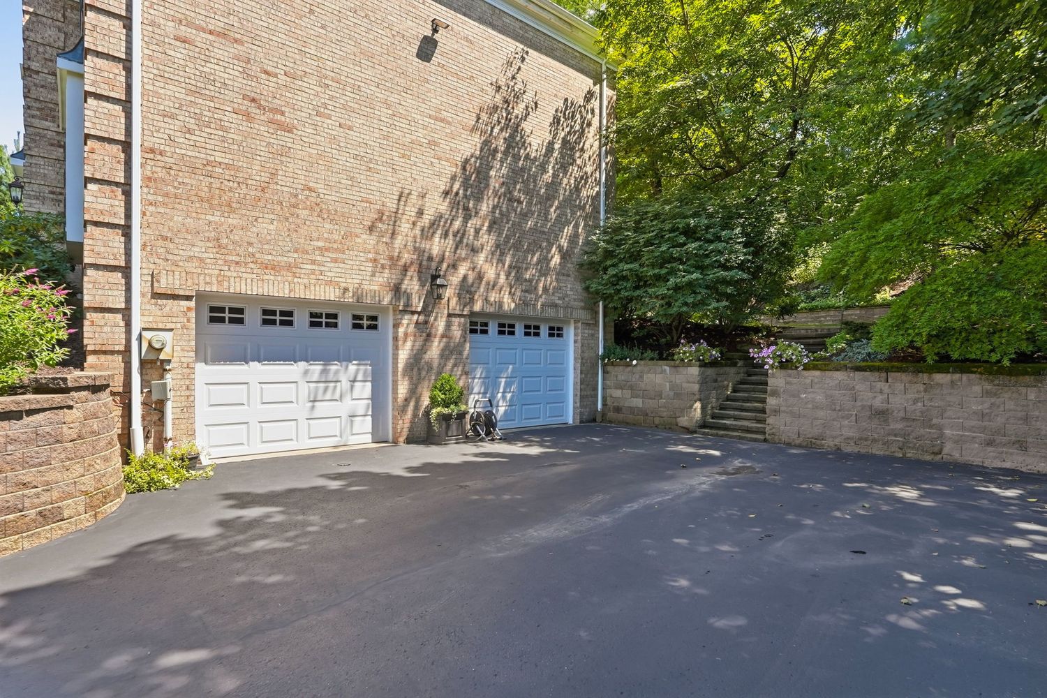 514 Hollydale DRIVE