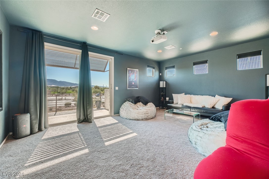 980 East Sunset Road