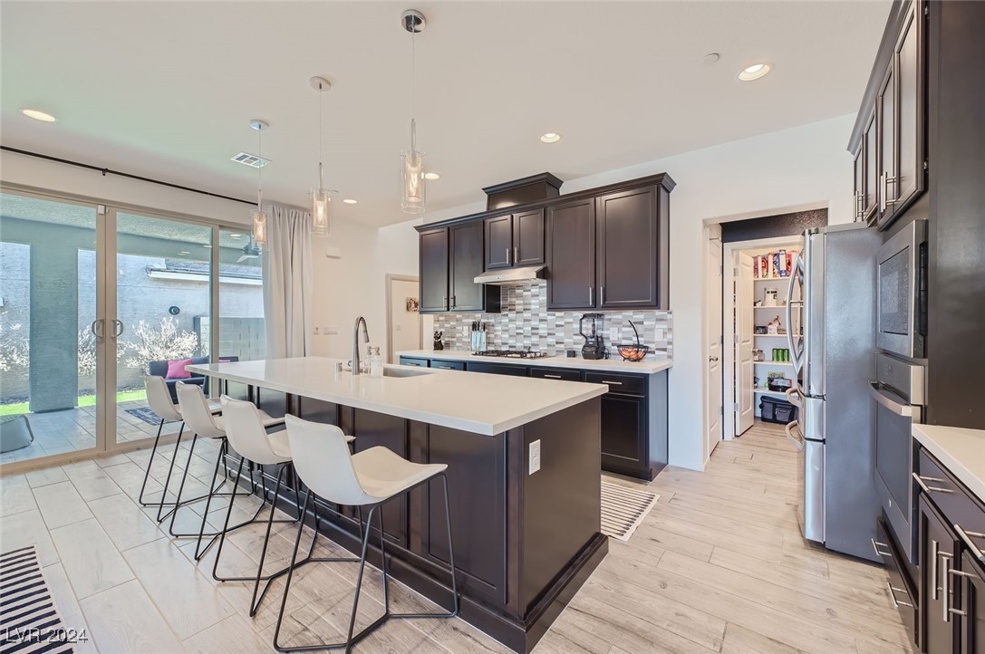 980 East Sunset Road