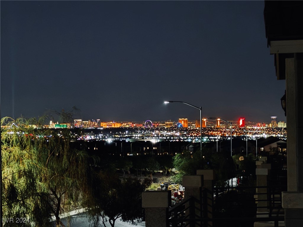 980 East Sunset Road