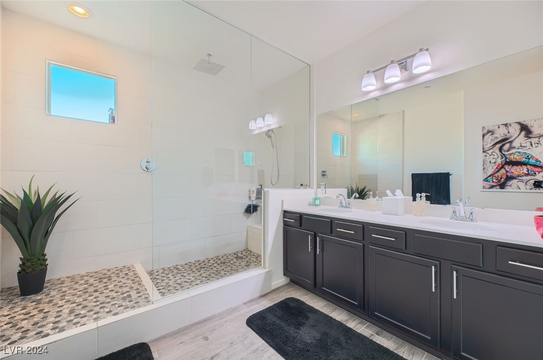 980 East Sunset Road