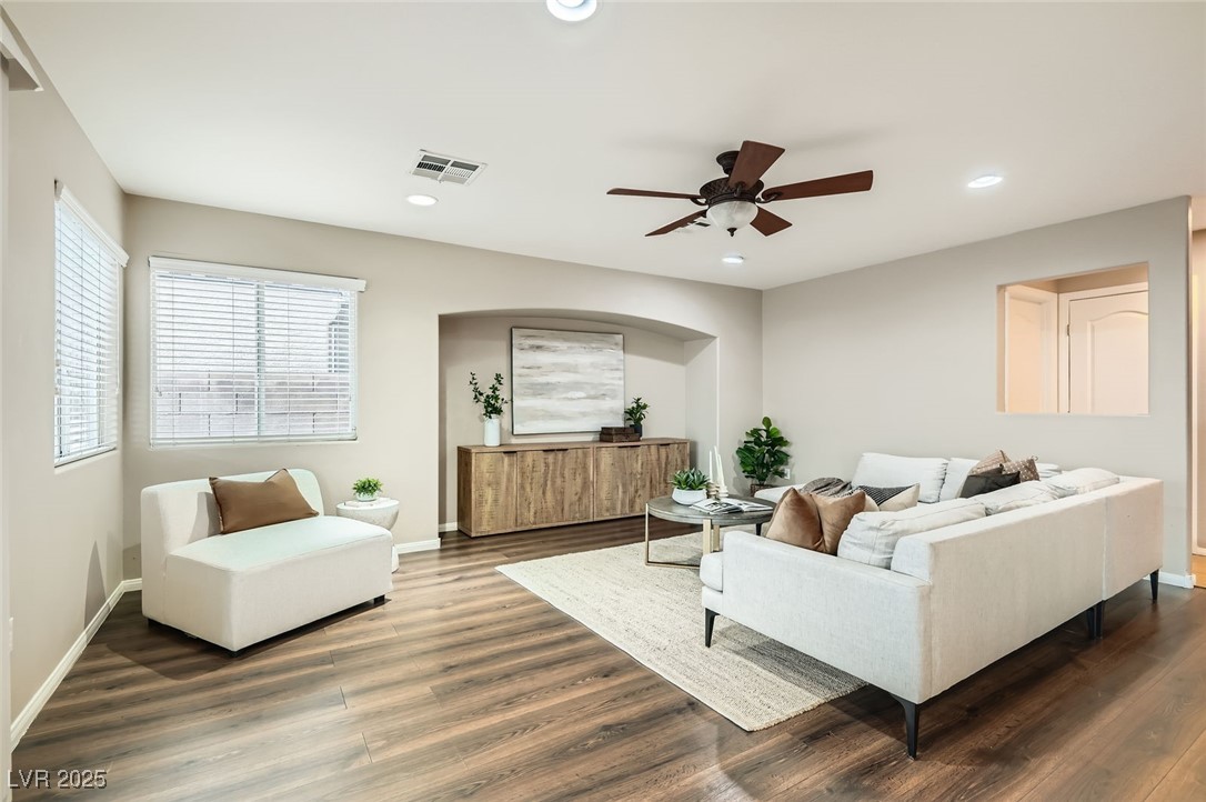 445 Colorful Rain Avenue