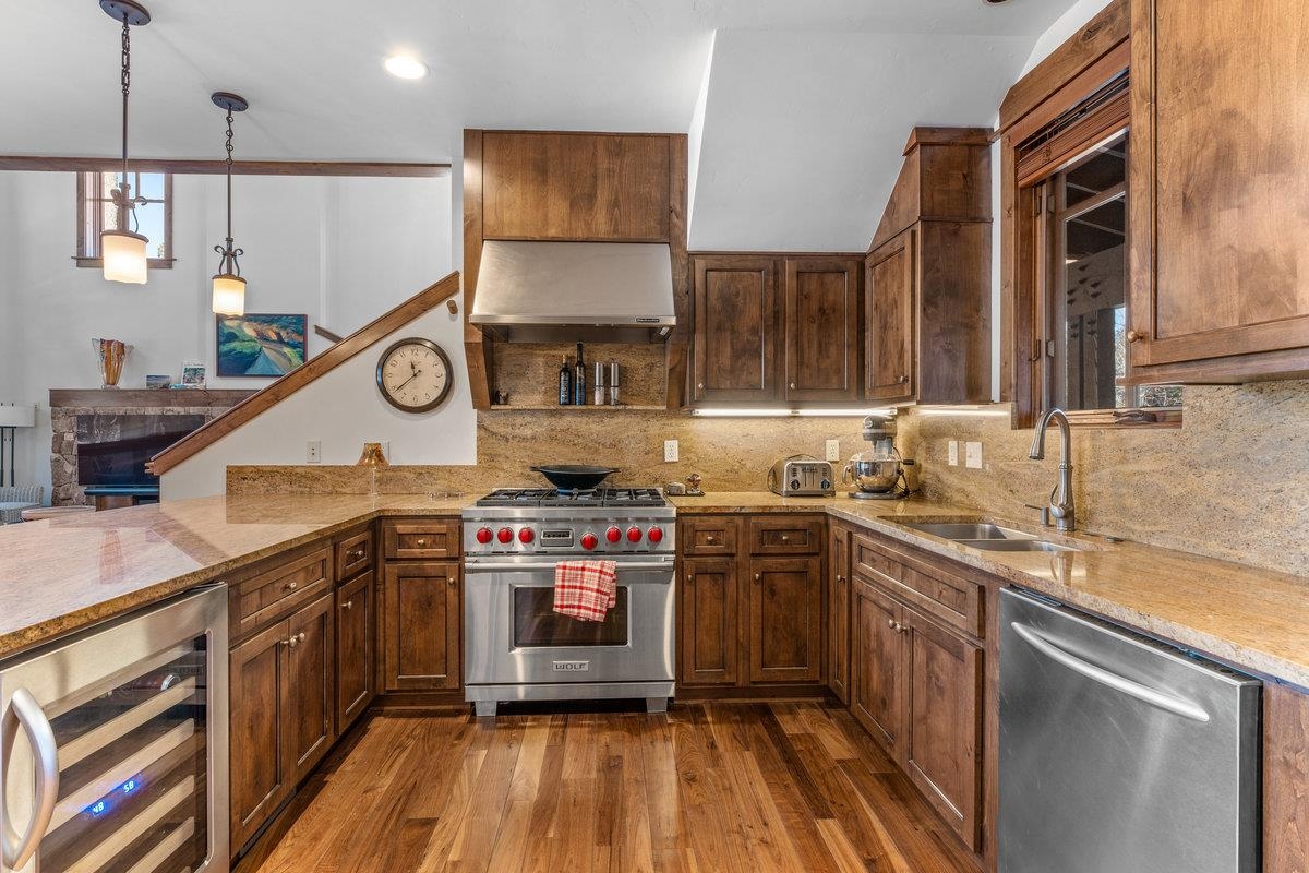 12486 Villa Court Unit: 9