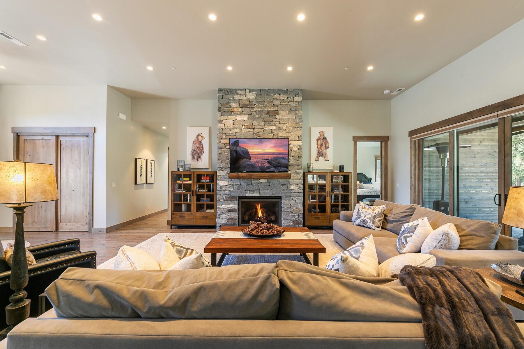 12682 Horizon Drive