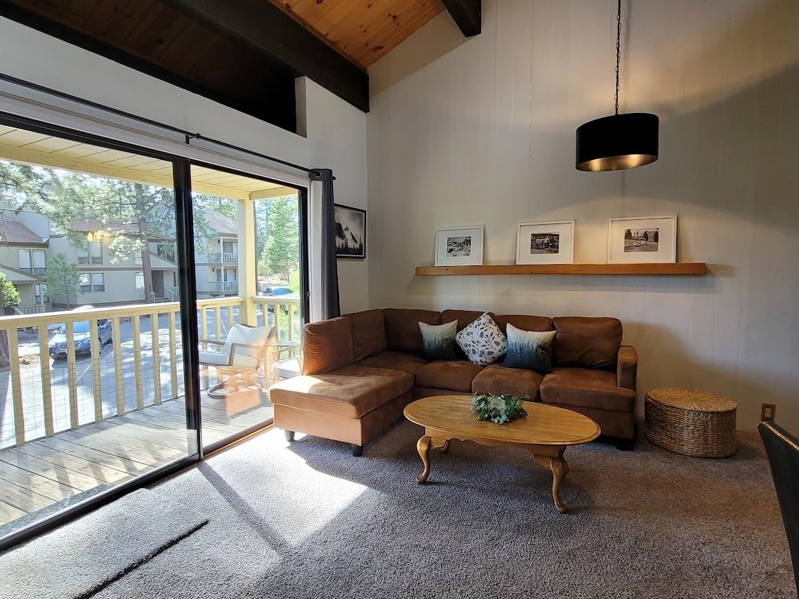 1001 Commonwealth Drive Unit: 95