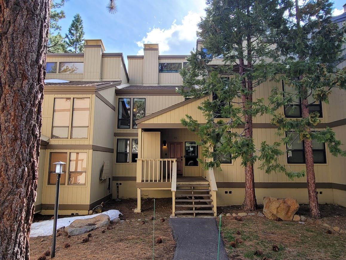 1001 Commonwealth Drive Unit: 95