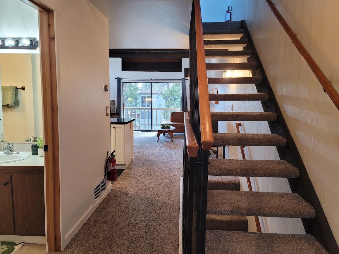 1001 Commonwealth Drive Unit: 95