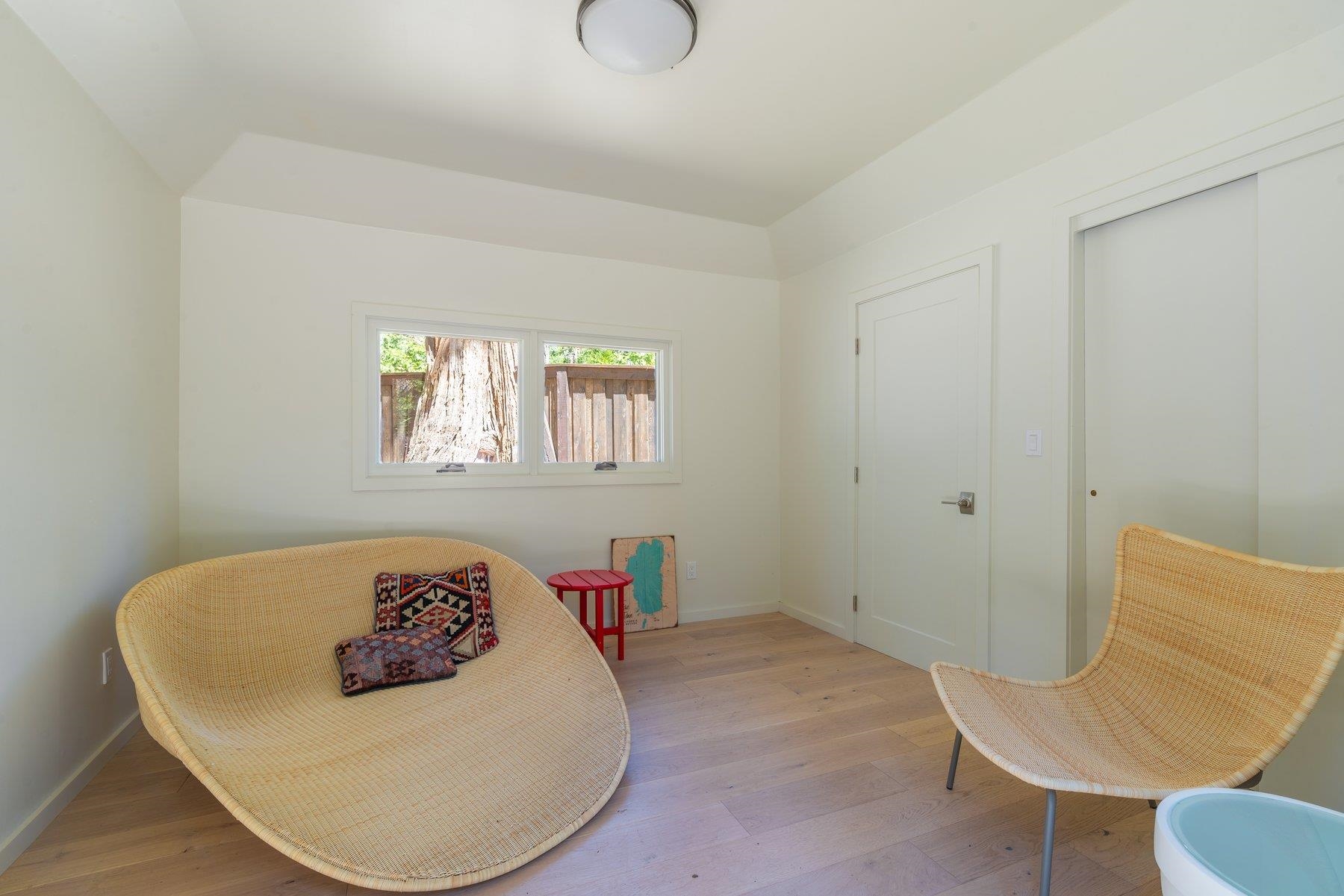 5010 West Lake Boulevard