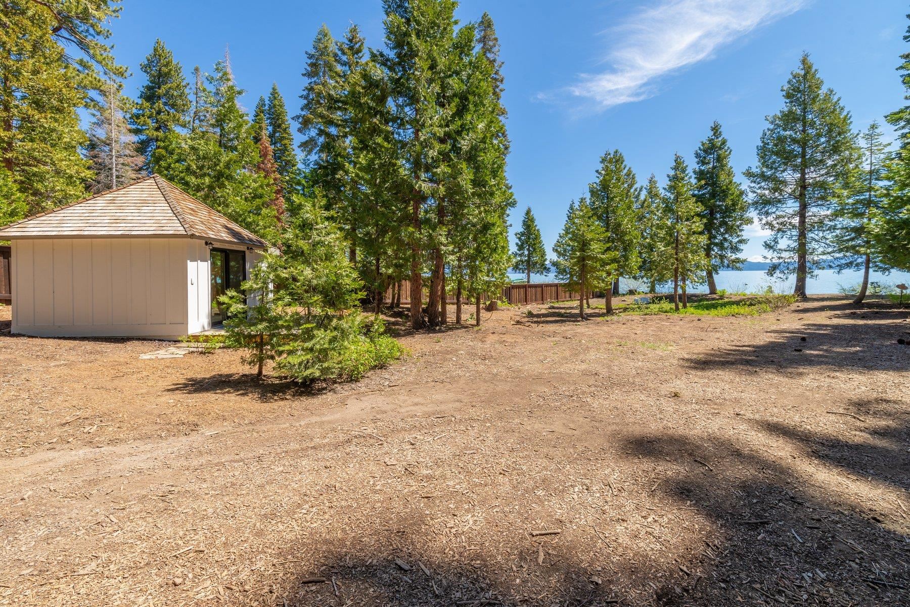 5010 West Lake Boulevard