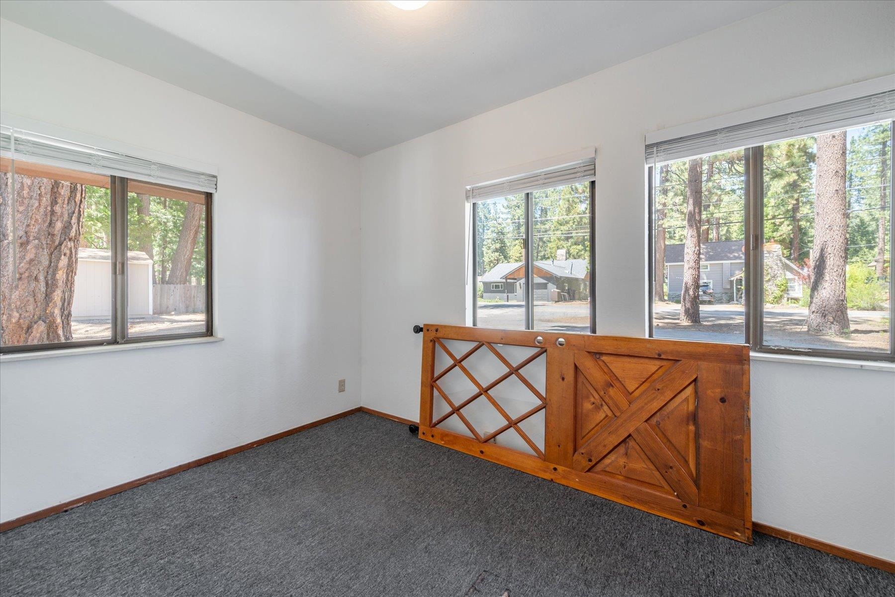 2600 Lake Forest Road