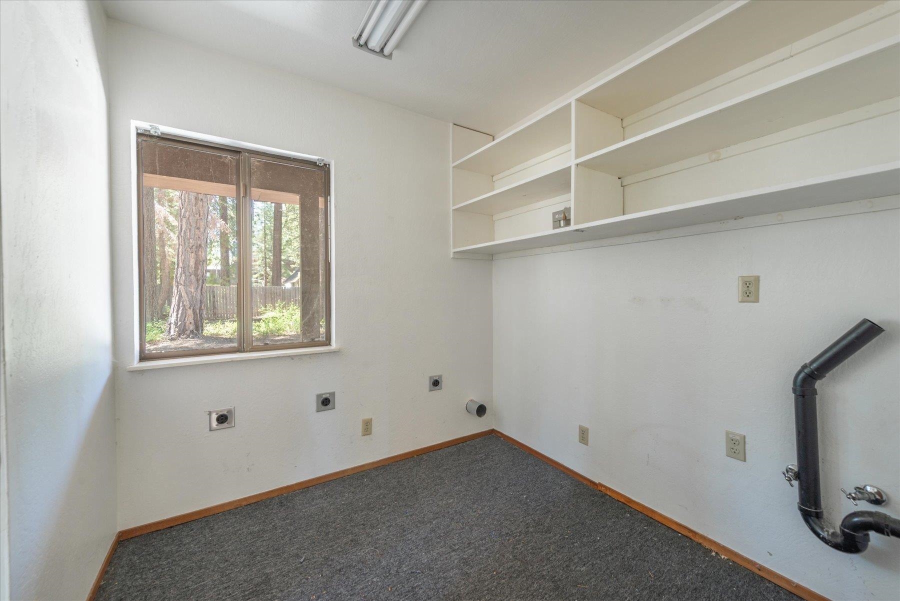 2600 Lake Forest Road