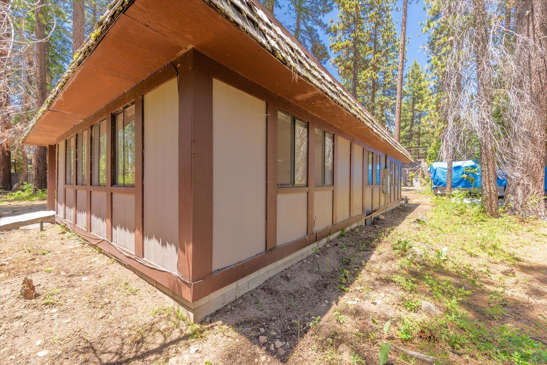2600 Lake Forest Road