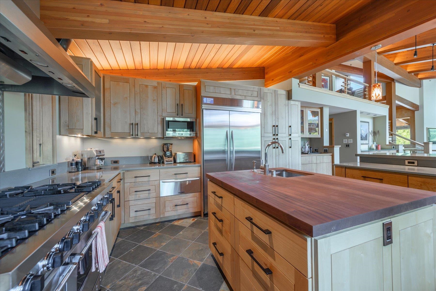 568 Hidden Lake Court