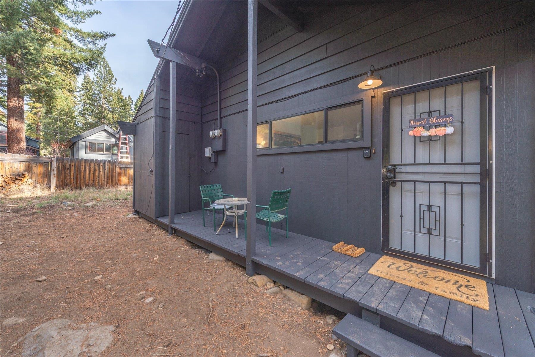 6917 Toyon Road