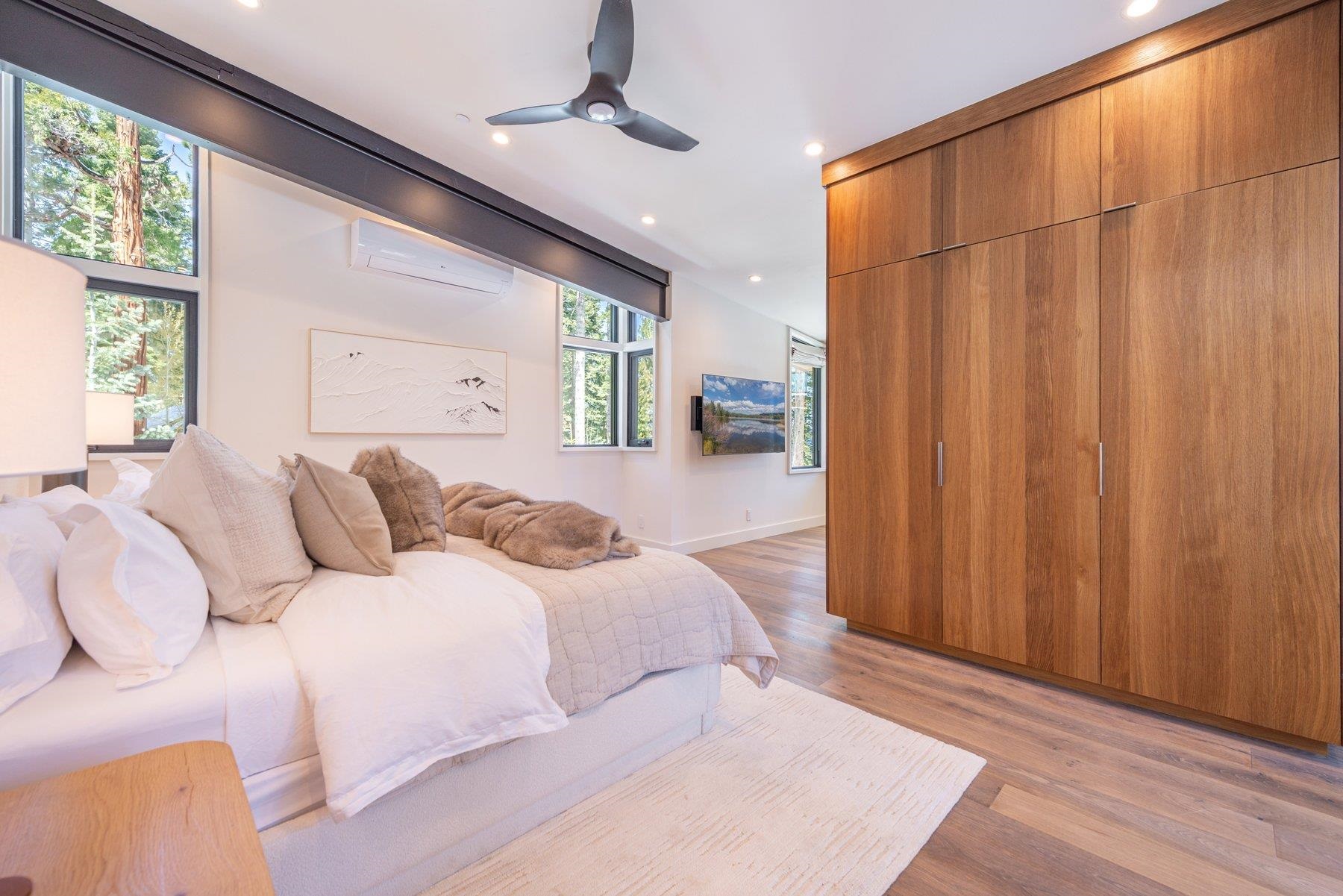 120 Old Cedars Place