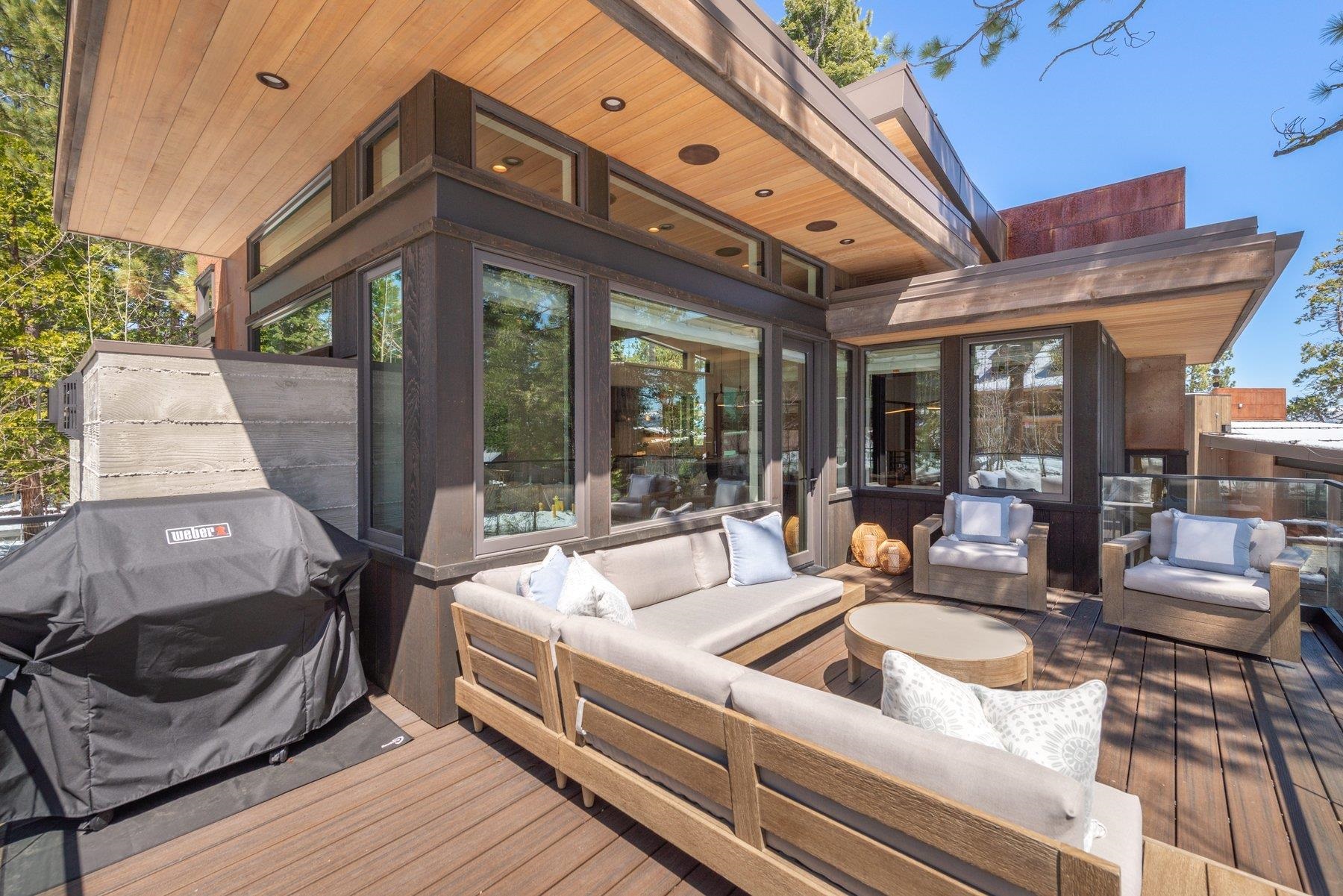 120 Old Cedars Place