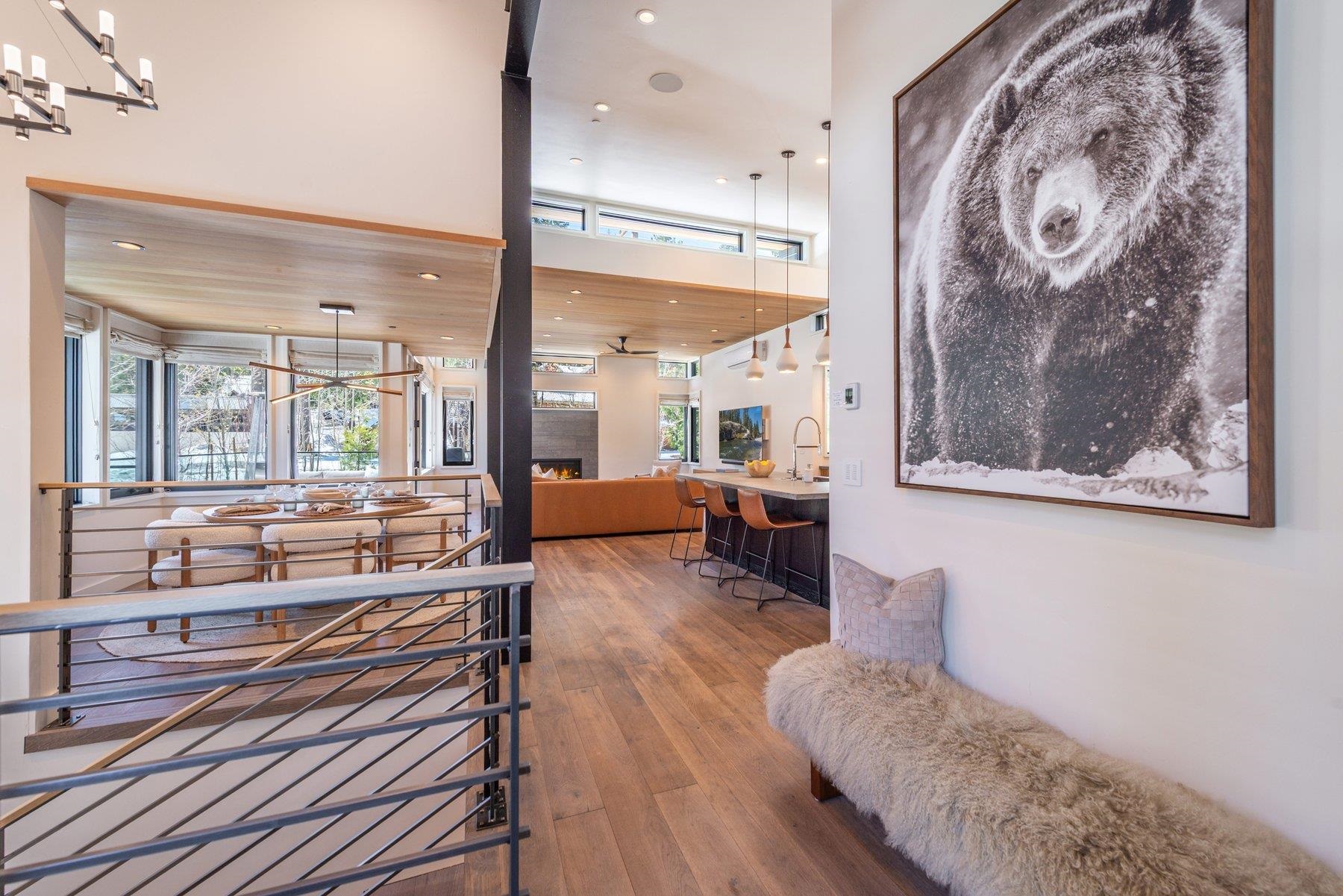 120 Old Cedars Place