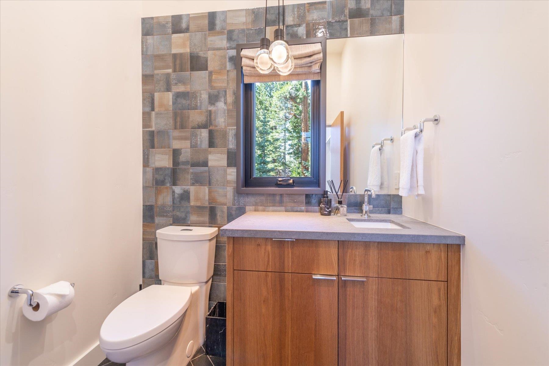 120 Old Cedars Place