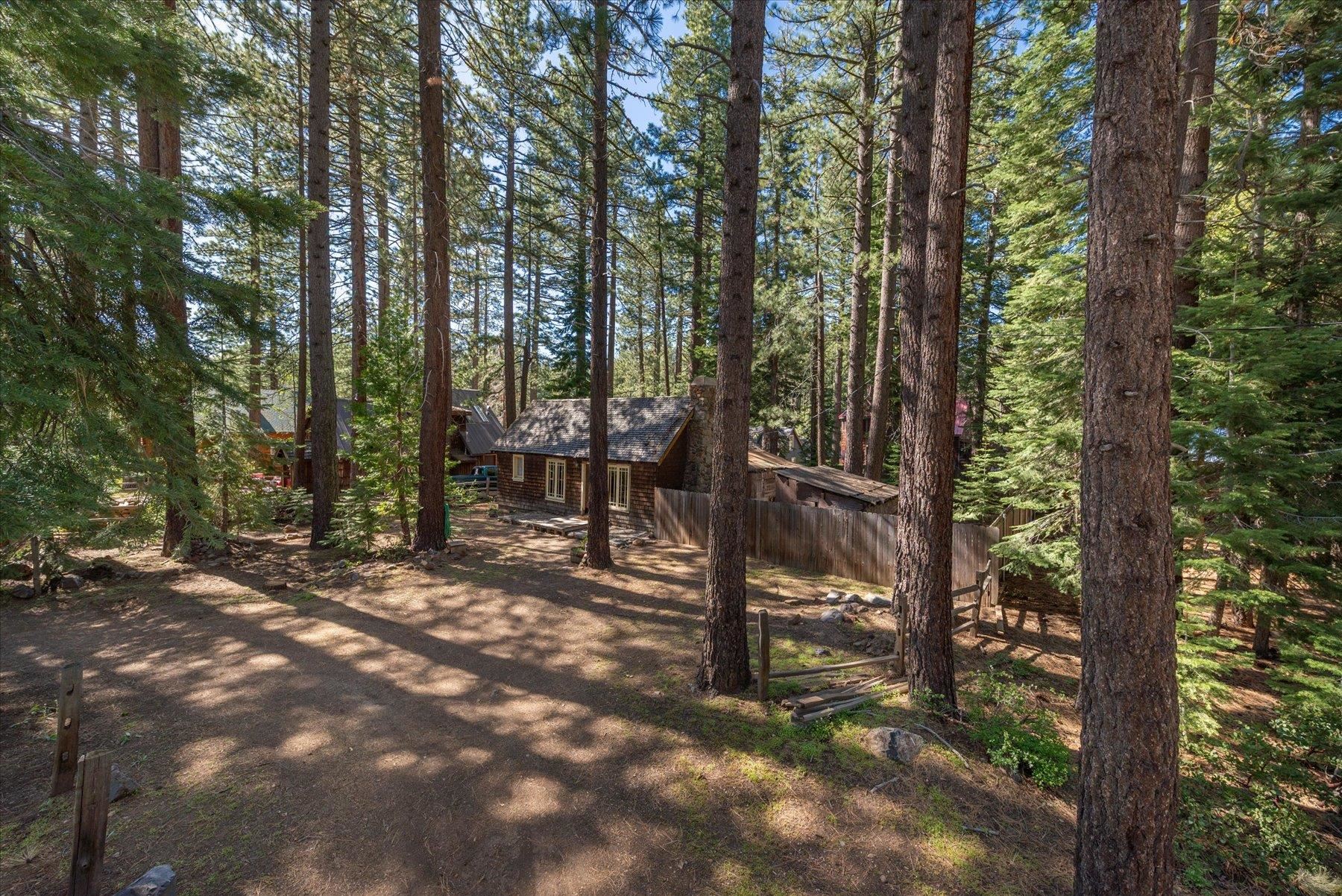 2535 Lake Forest Road