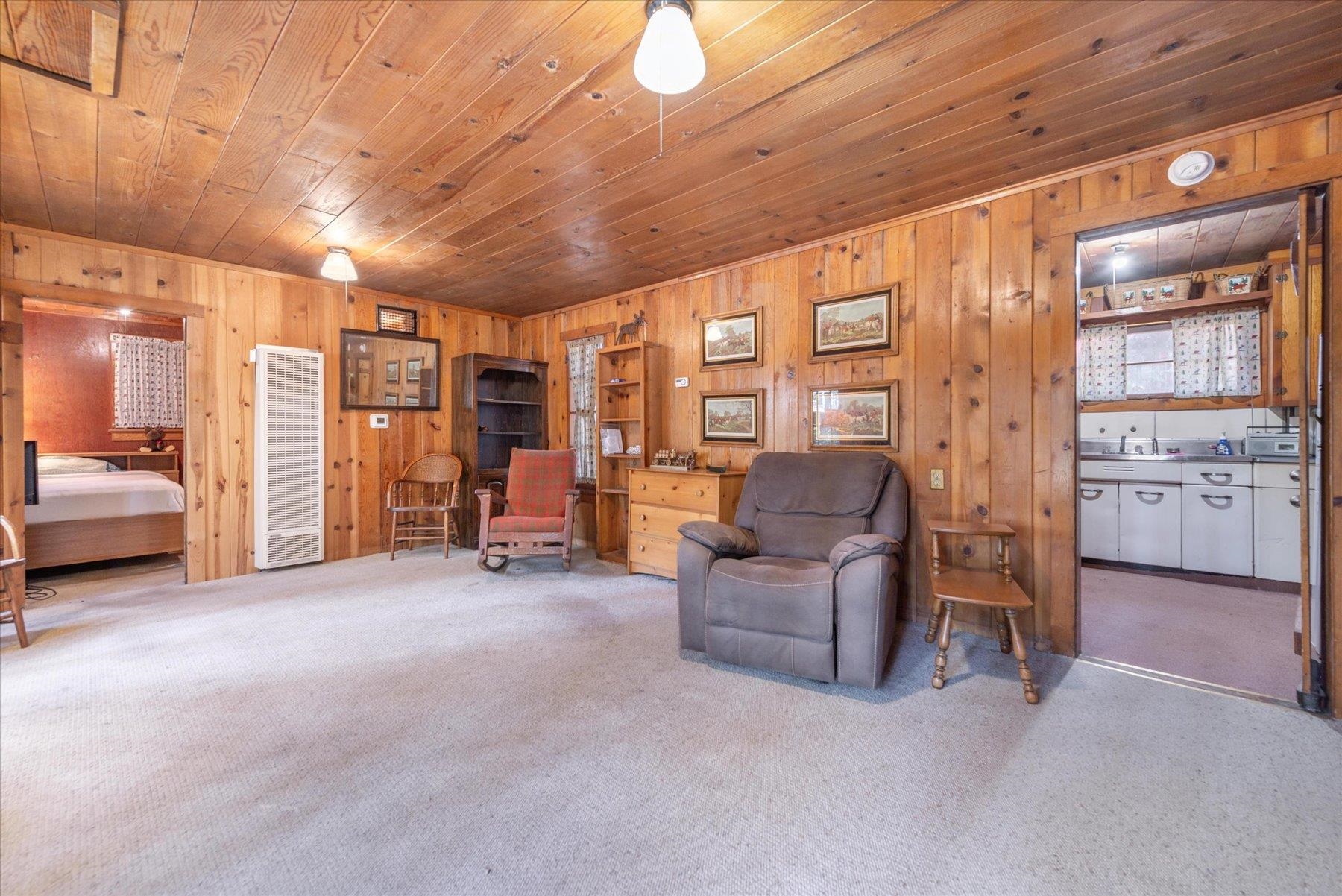 2535 Lake Forest Road