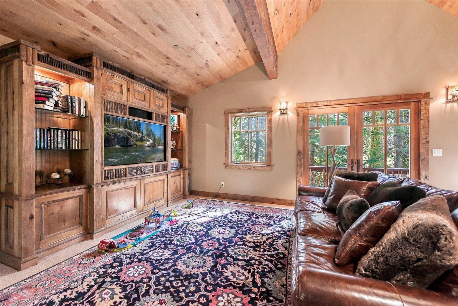 203 Quiet Walk Road