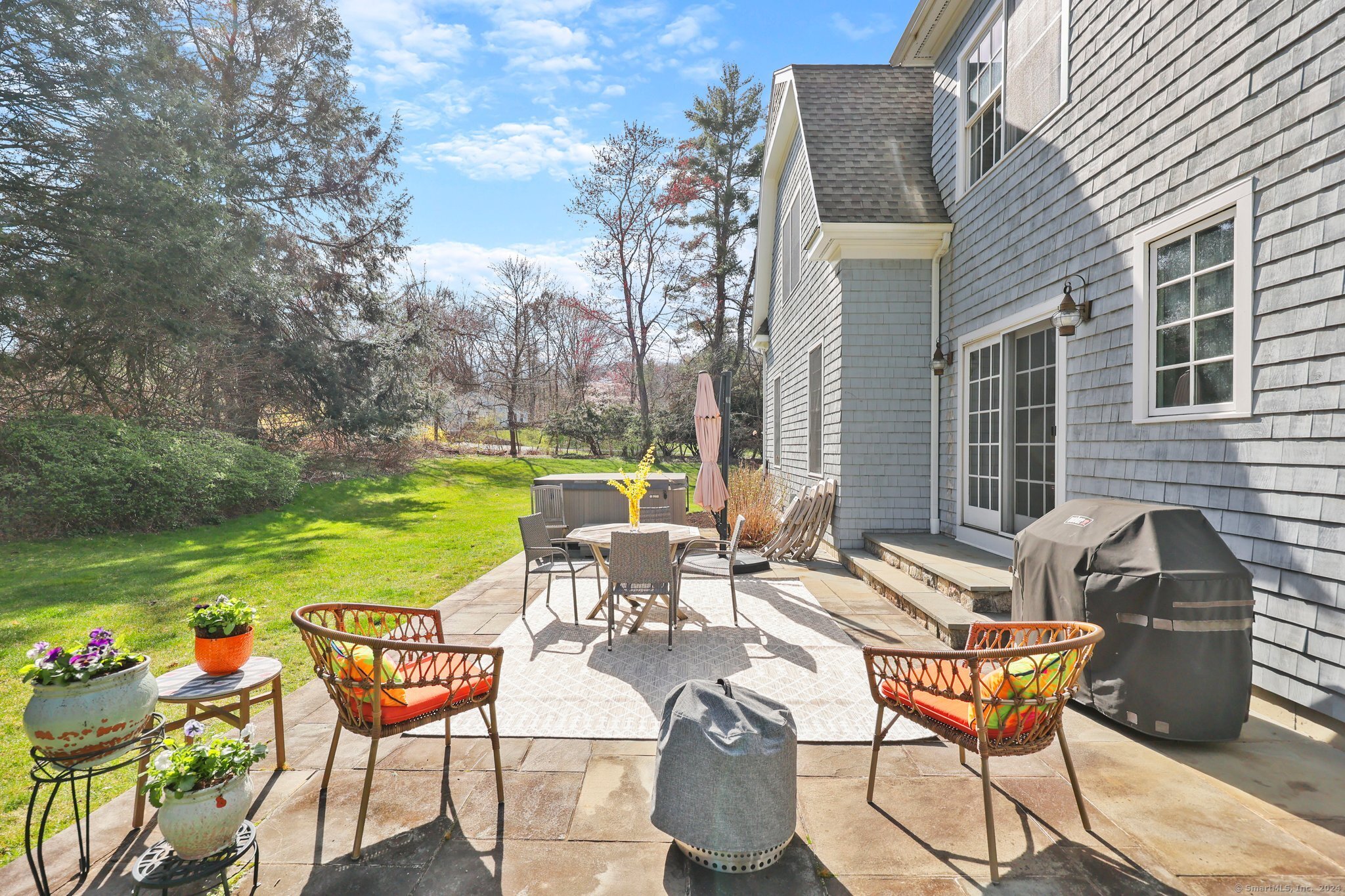 7 Rolling Ridge Road
