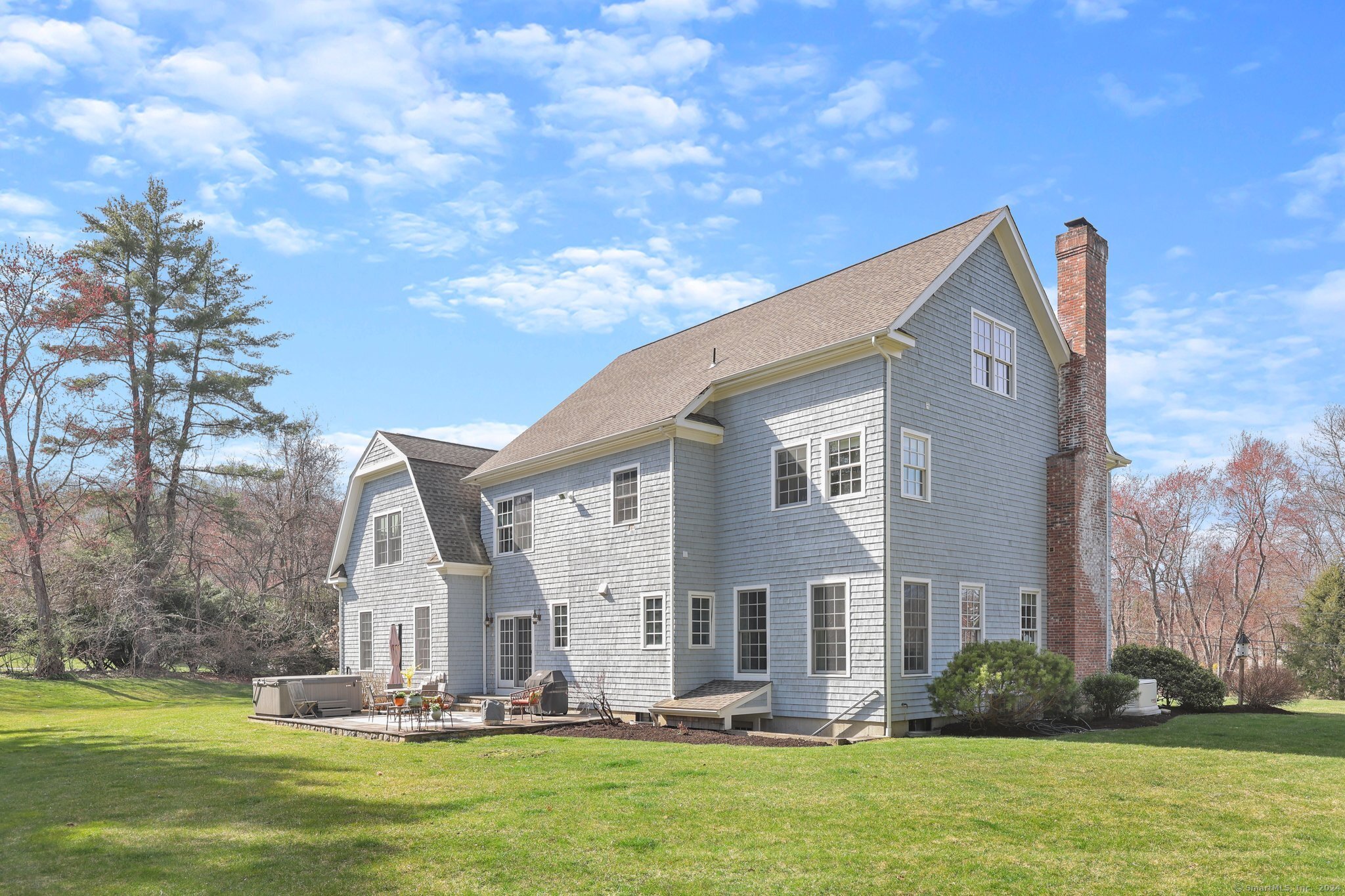 7 Rolling Ridge Road