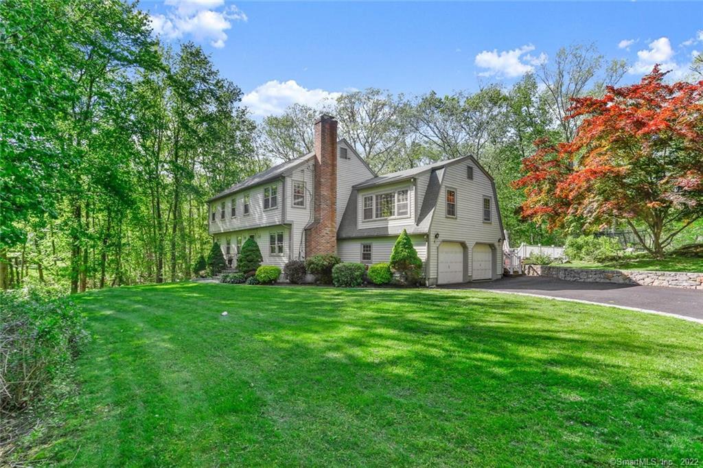 55 Ledgewood Drive