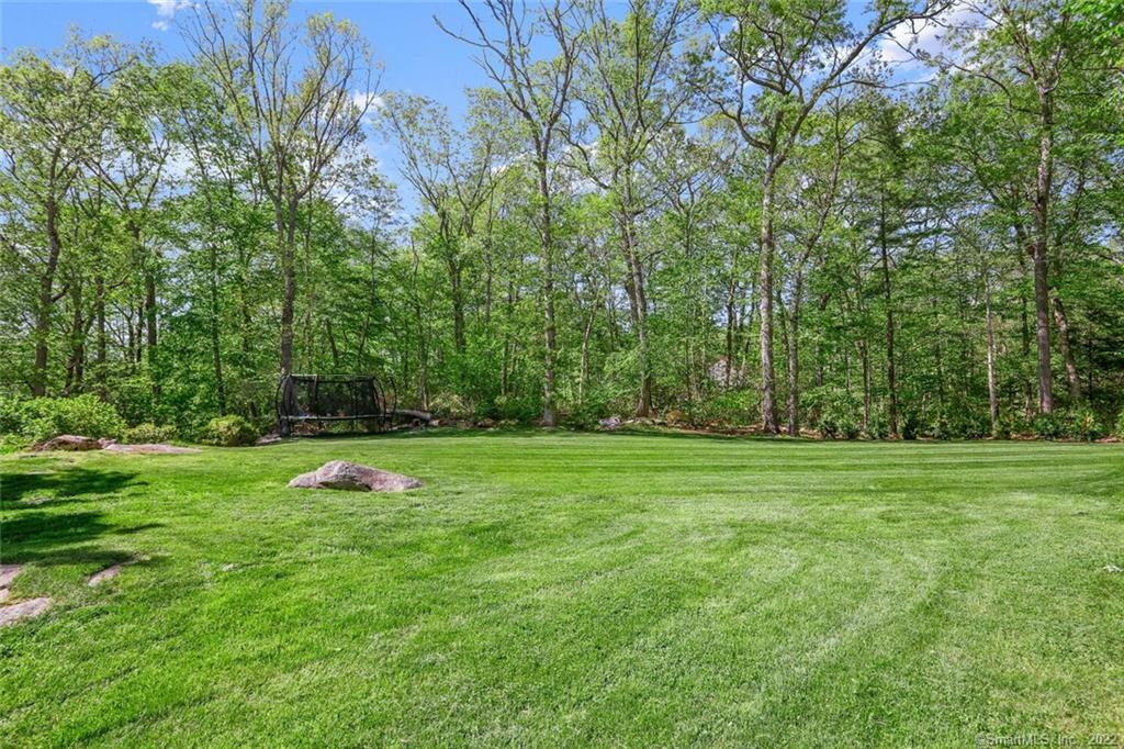 55 Ledgewood Drive