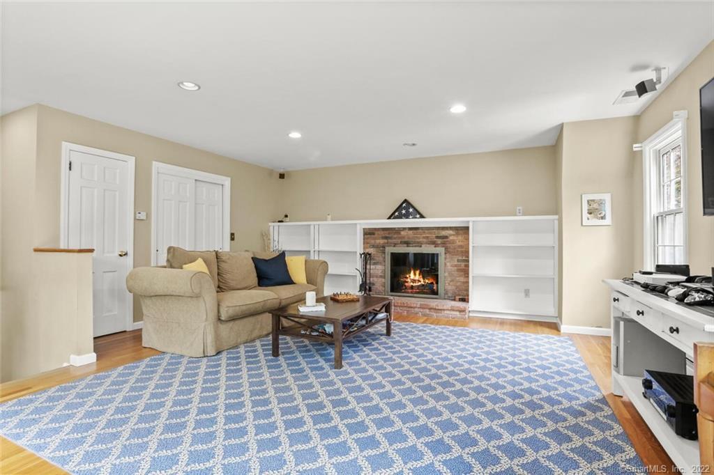 55 Ledgewood Drive