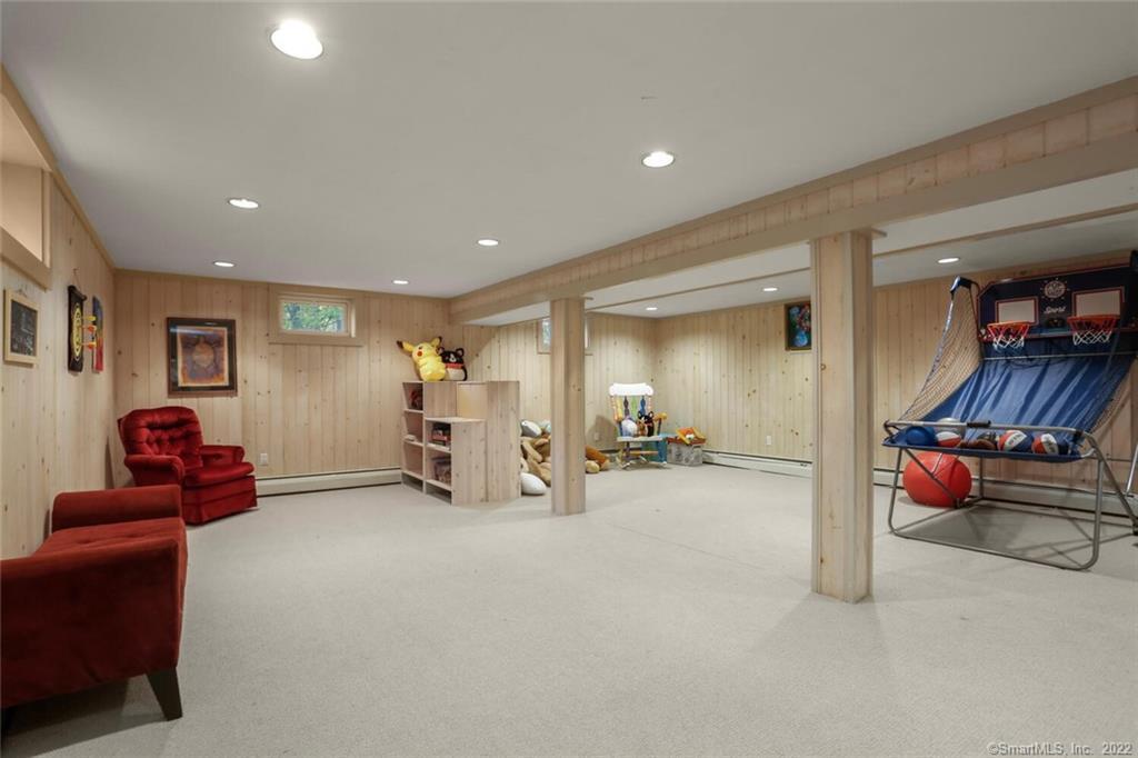 55 Ledgewood Drive