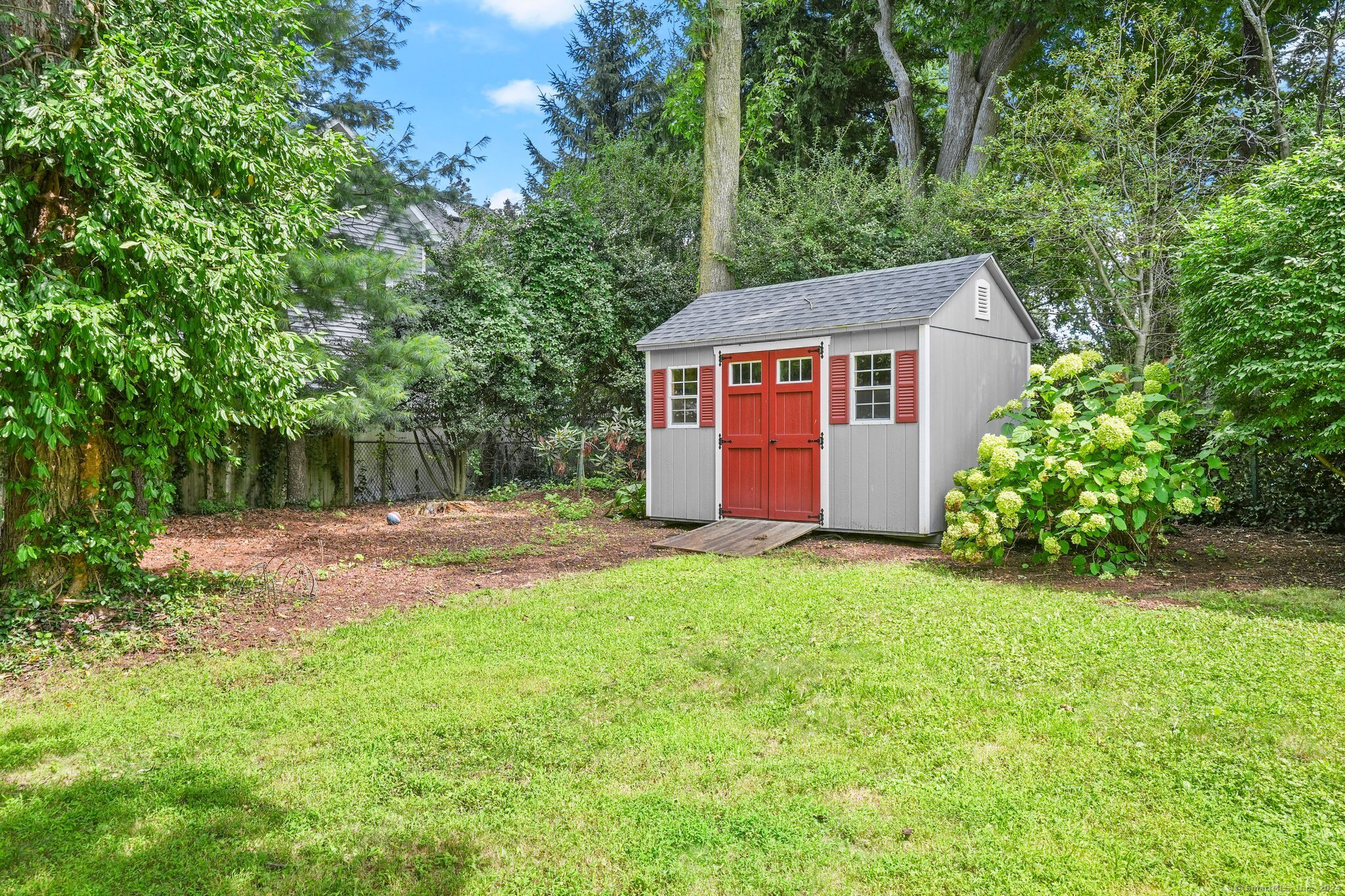 25 McAllister Avenue