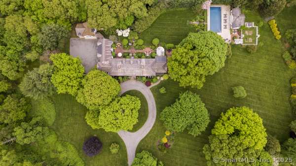 36 Chestnut Hill Road