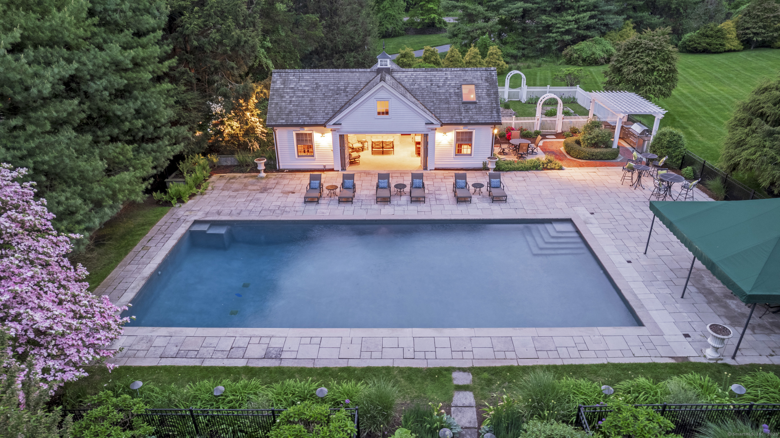 36 Chestnut Hill Road