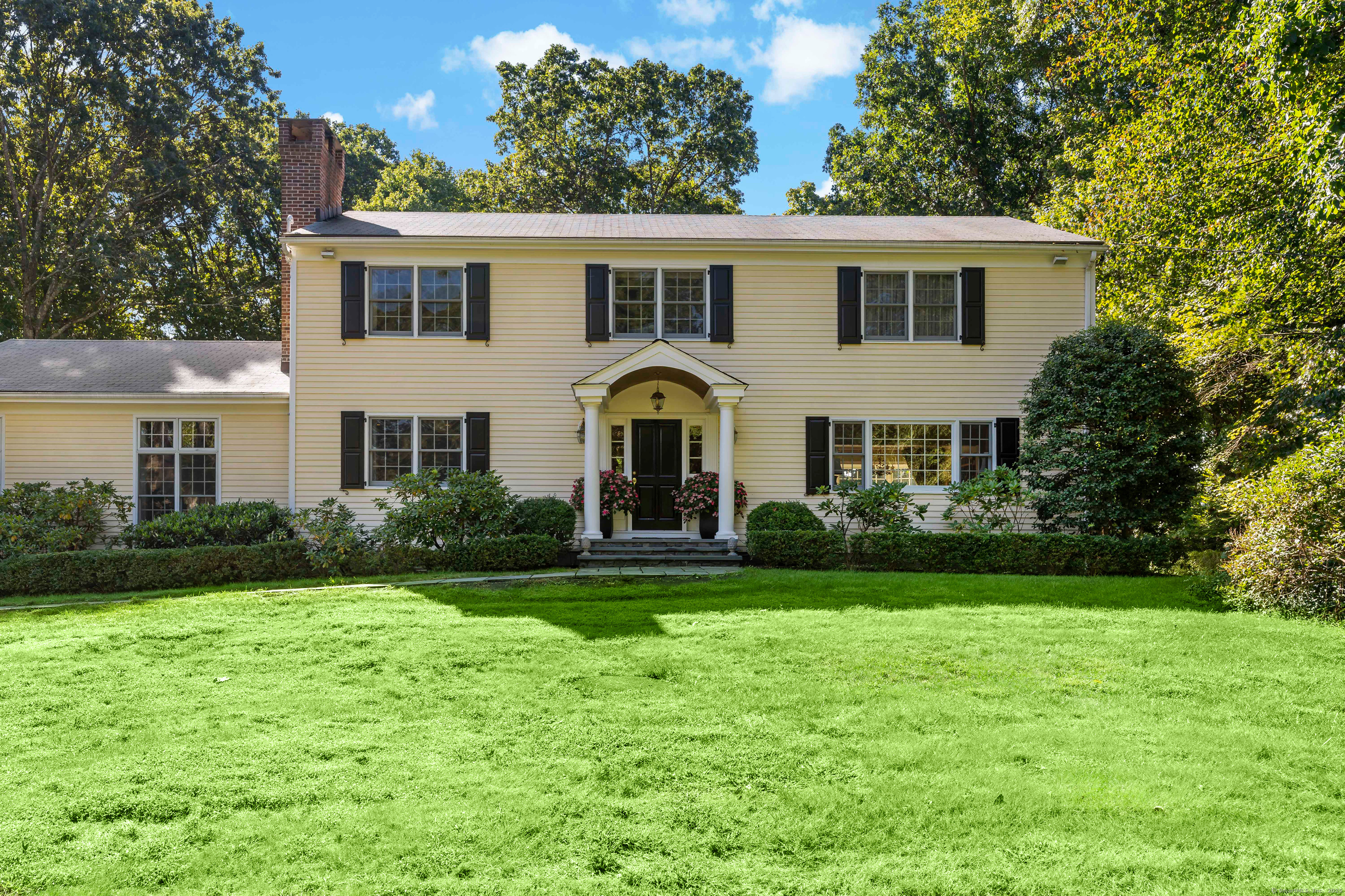 60 West Glen Drive