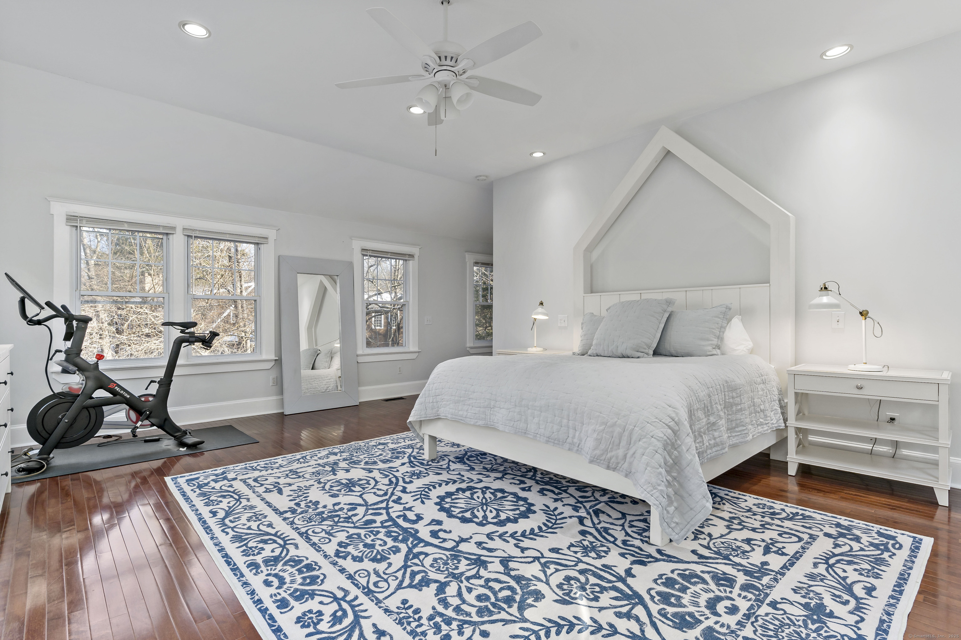 319 Middlesex Road