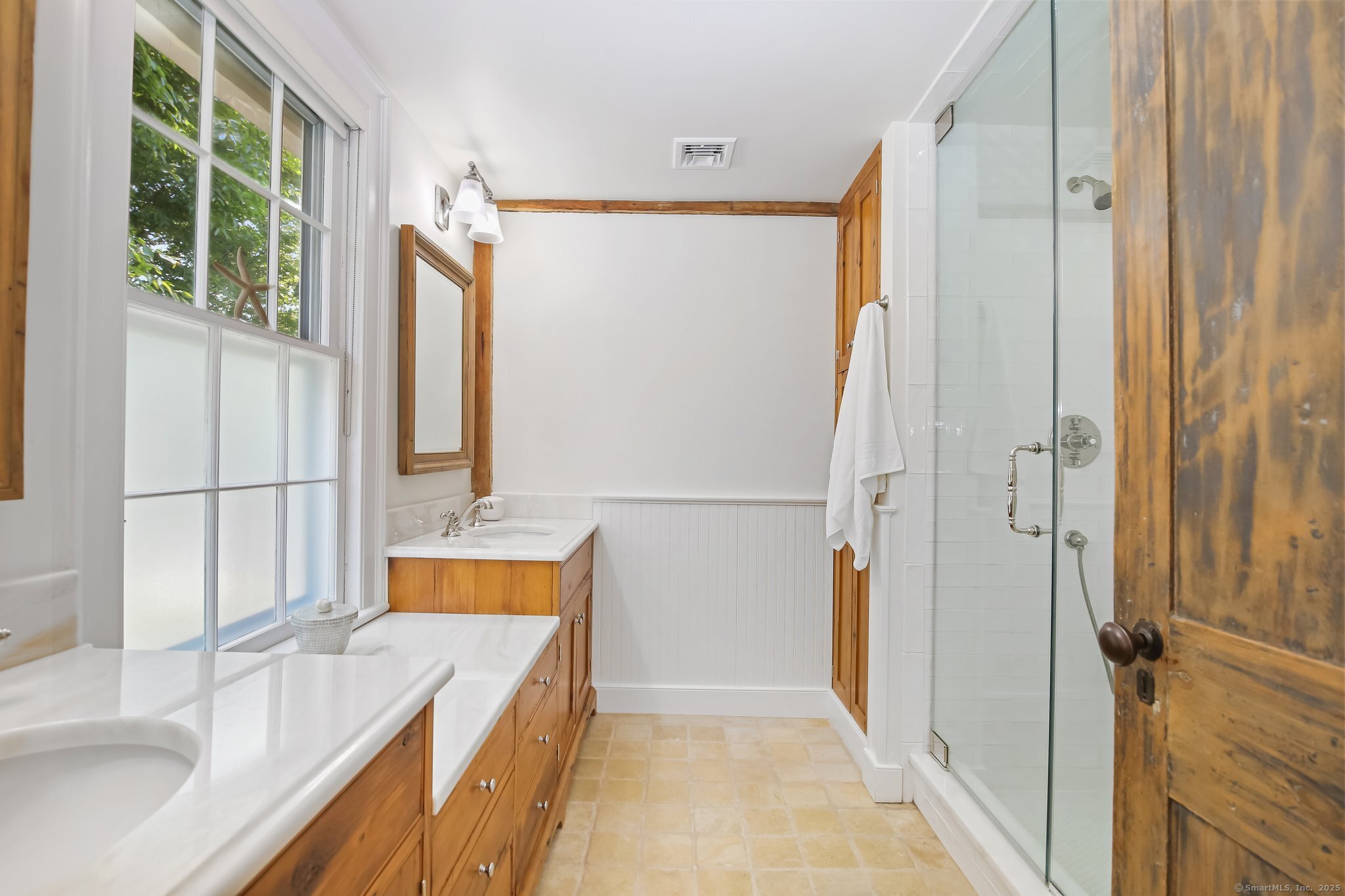 216 Hillspoint Road