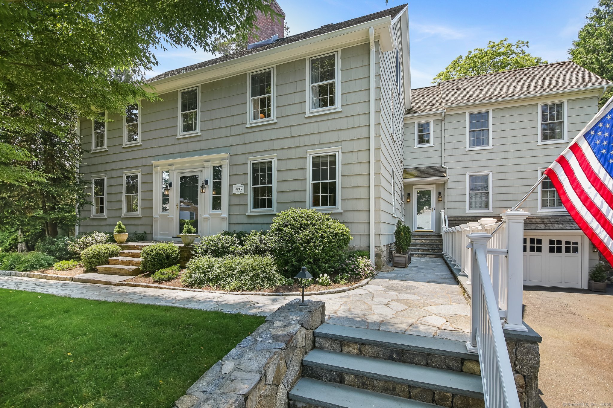 216 Hillspoint Road