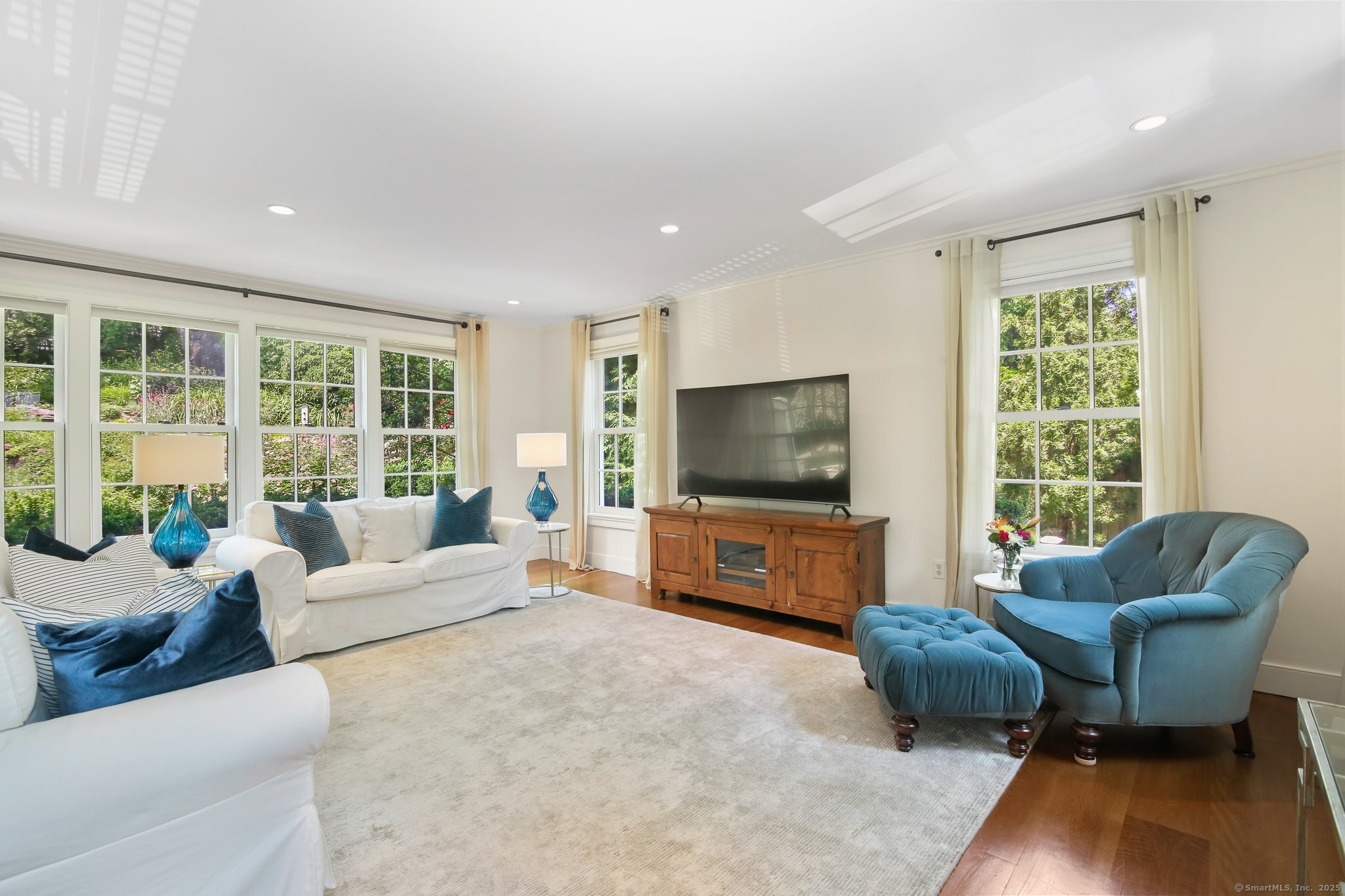 216 Hillspoint Road