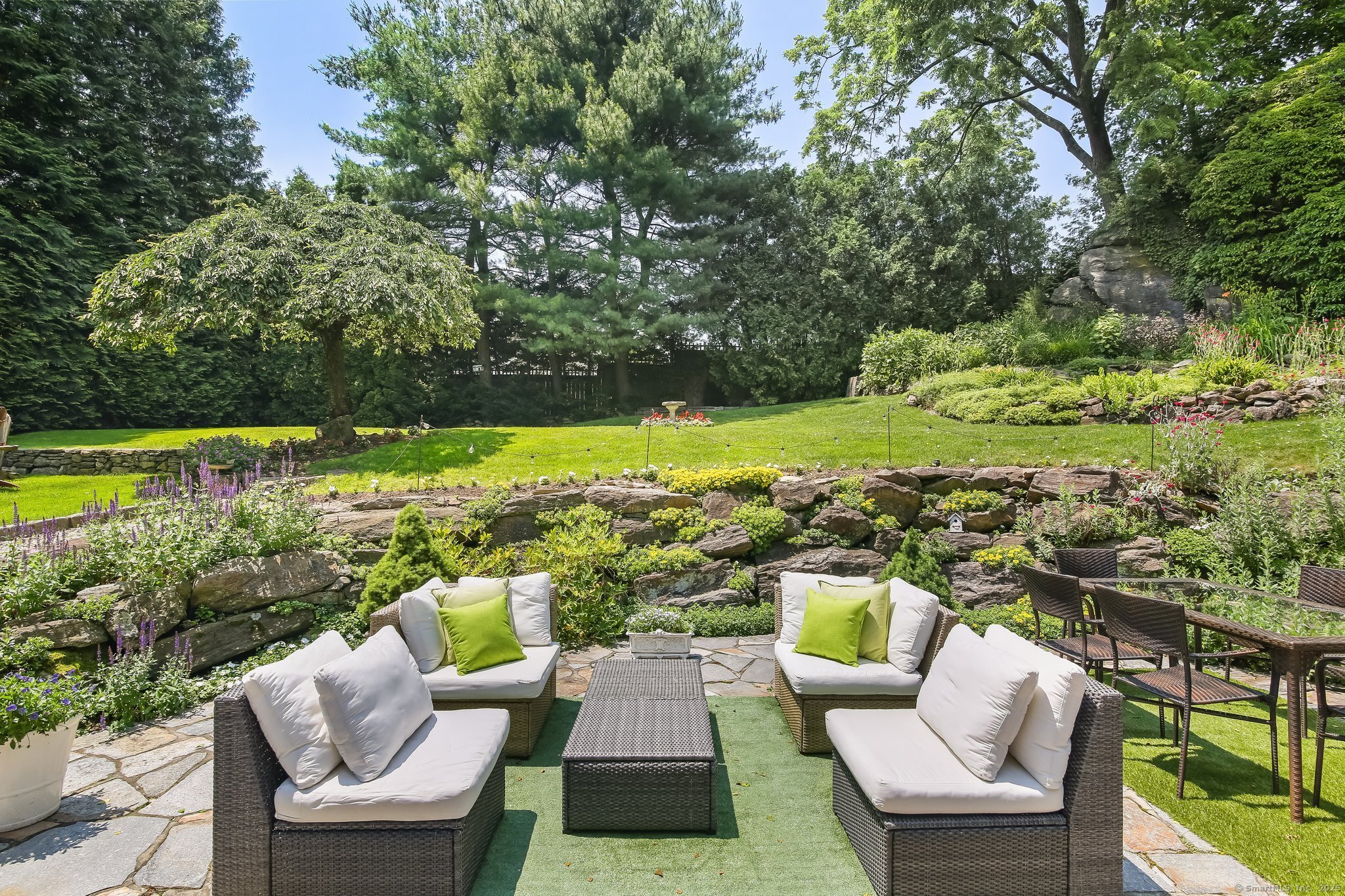 216 Hillspoint Road