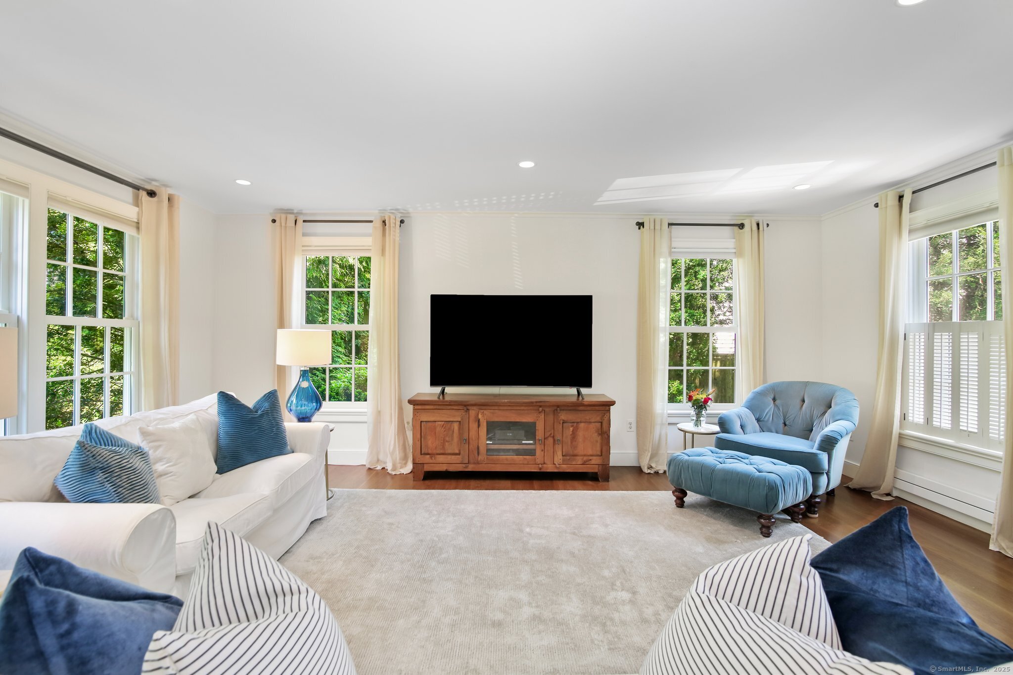 216 Hillspoint Road