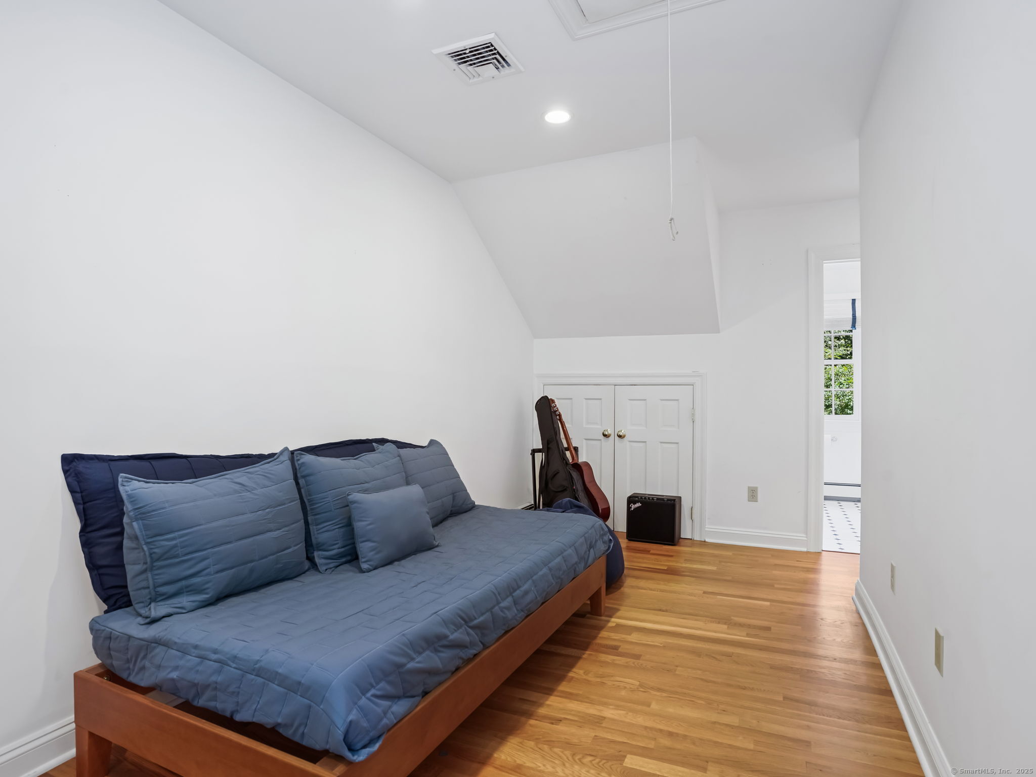 32 Silver Spring Road