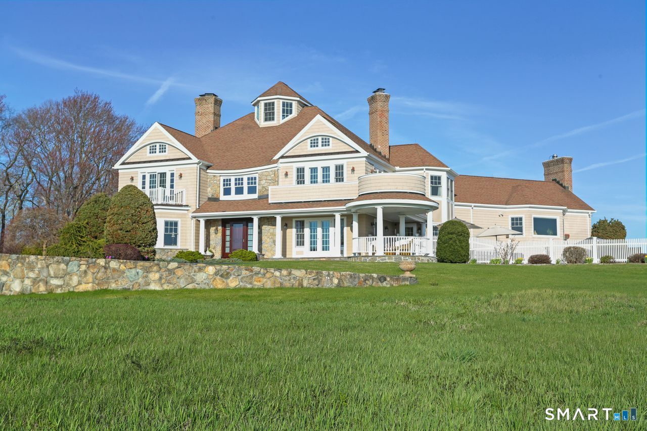 7 Long Meadow Lane