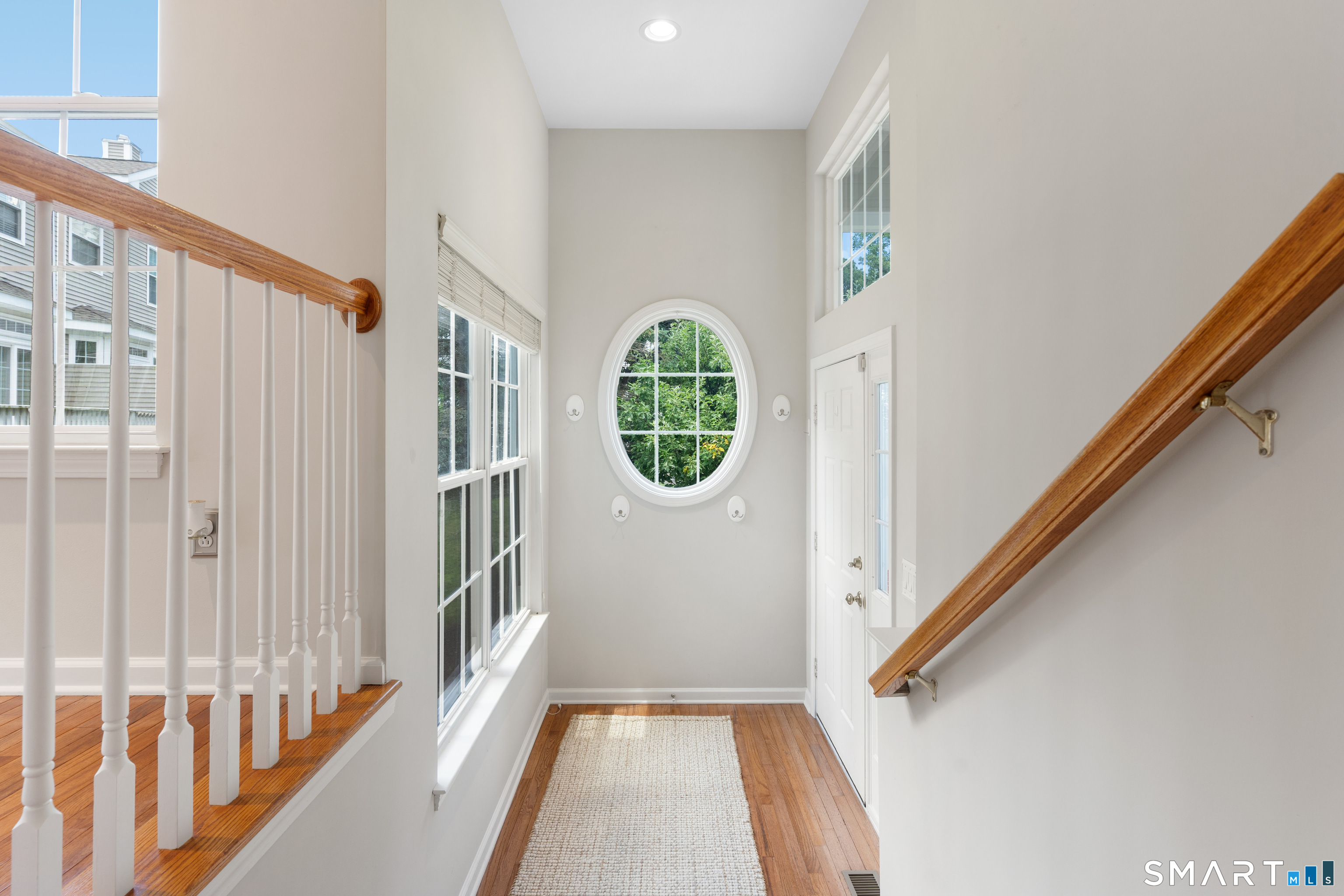 14 Cambridge Drive Unit: 14