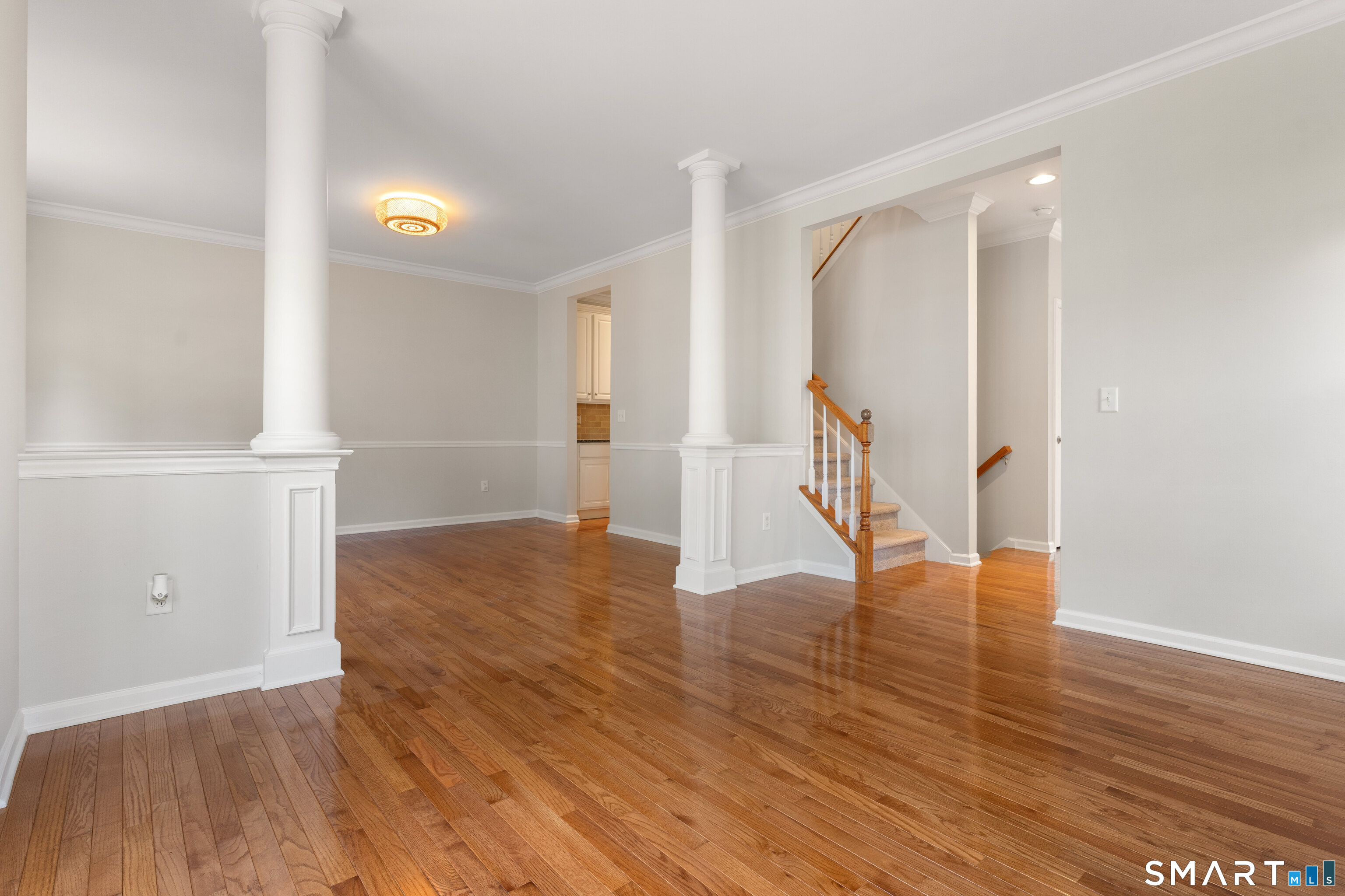 14 Cambridge Drive Unit: 14