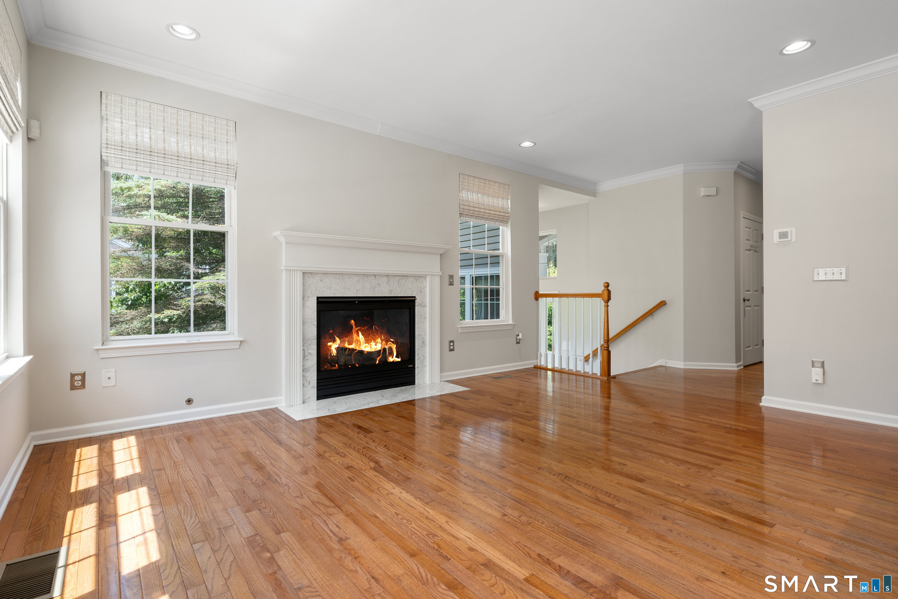 14 Cambridge Drive Unit: 14