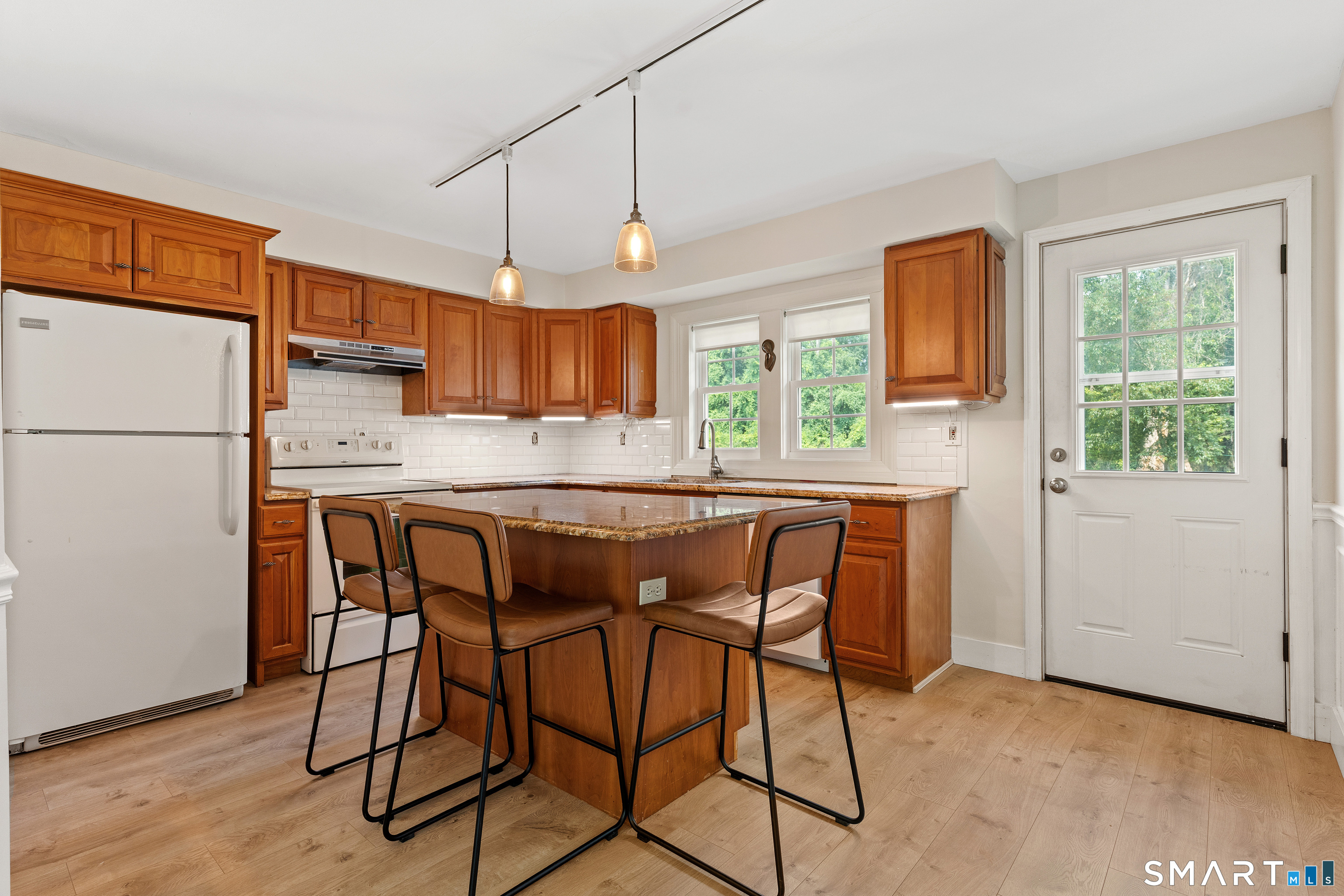 21 Richdale Drive Unit: A