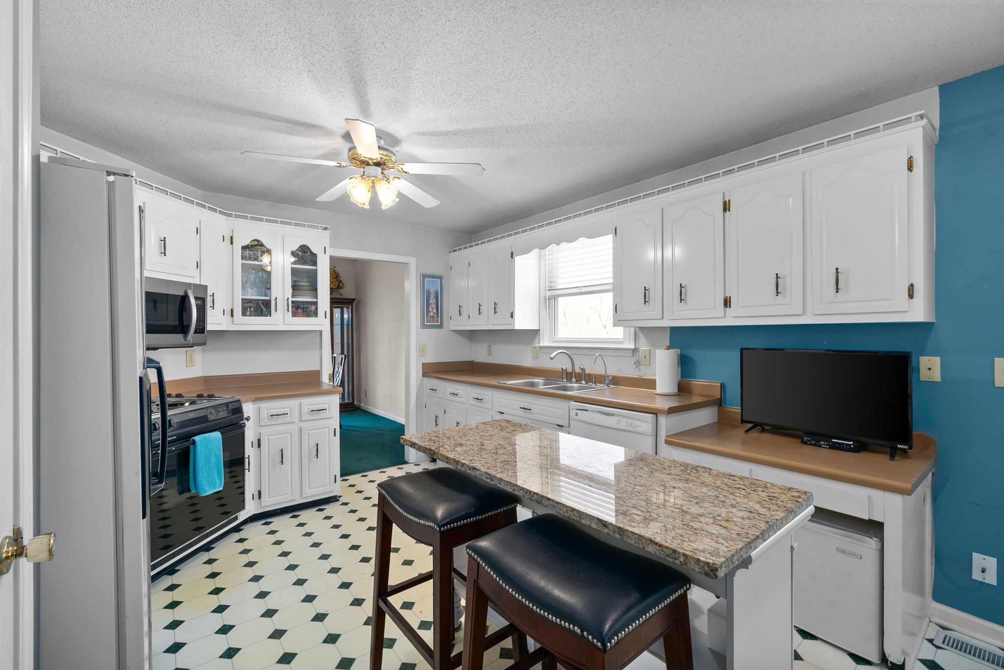 1735 Creekview Ct