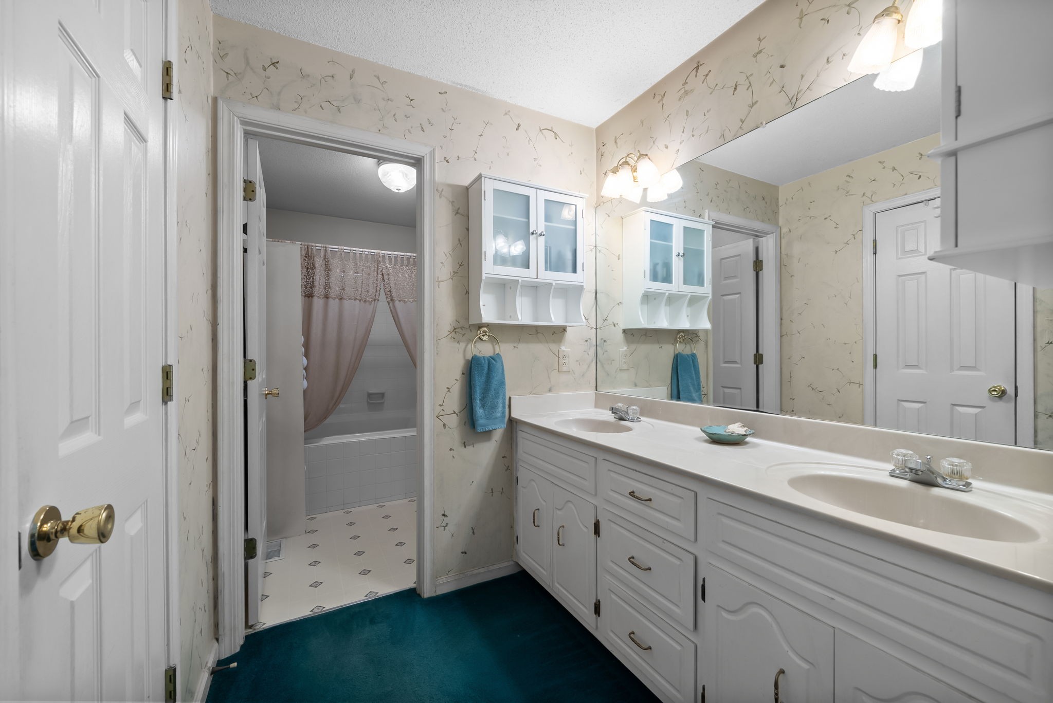 1735 Creekview Ct